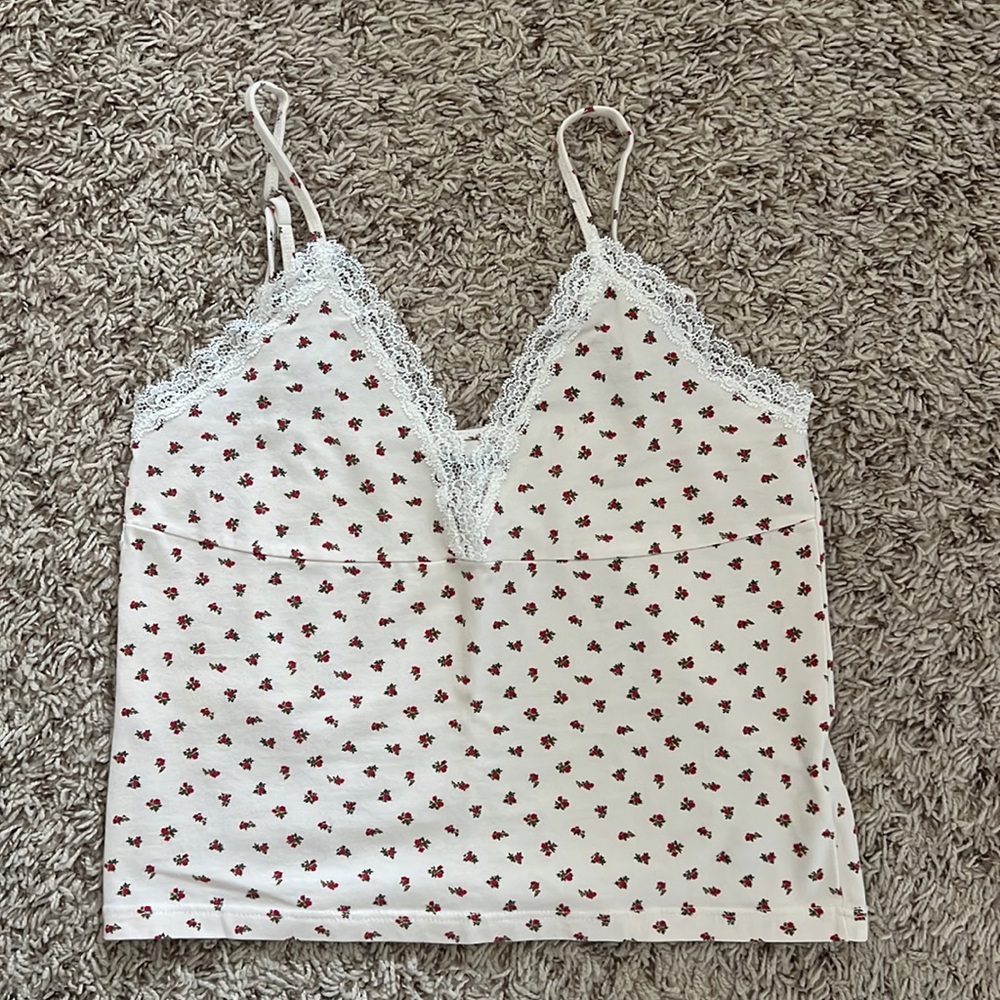 Brandy Melville floral tank